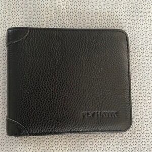 Fly Hawk black leather wallet with pebbled texture
